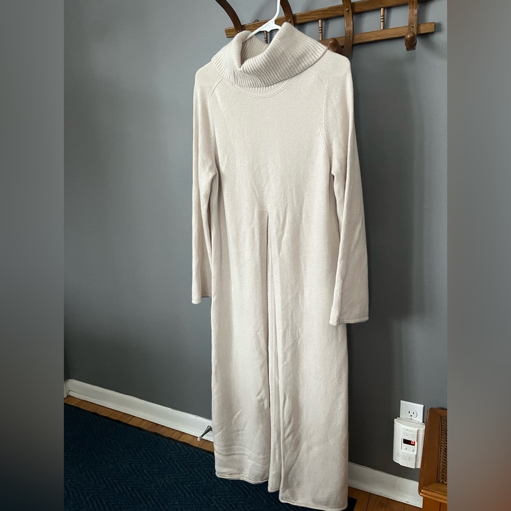 Athleta x Alicia Keys Free to Roam Tunic Size XS